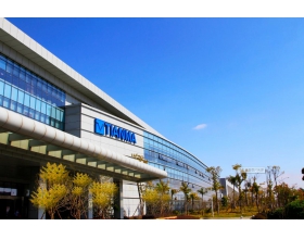 深天馬擬投資330億建8.6代線 車載和IT面板競爭升溫